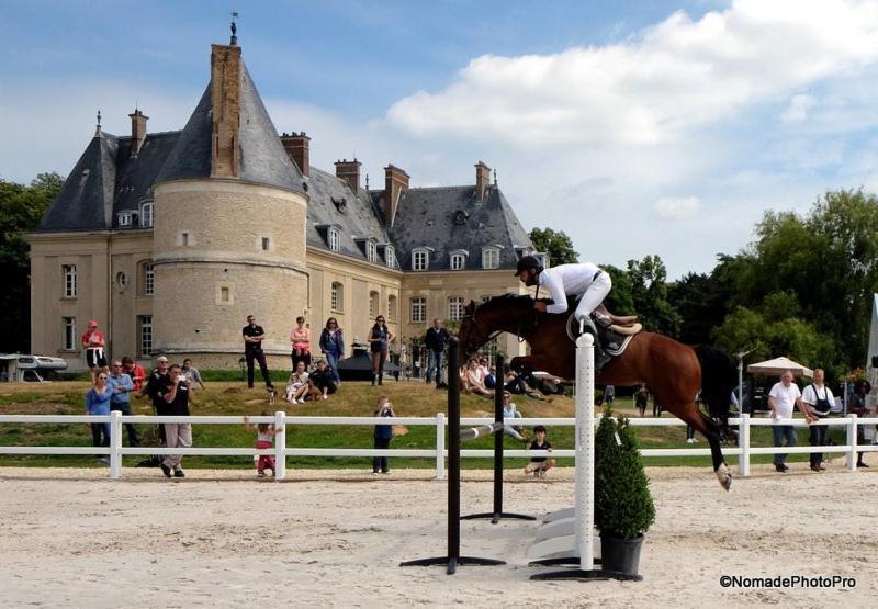 Chateau De Berticheres Chaumont-en-Vexin Ngoại thất bức ảnh
